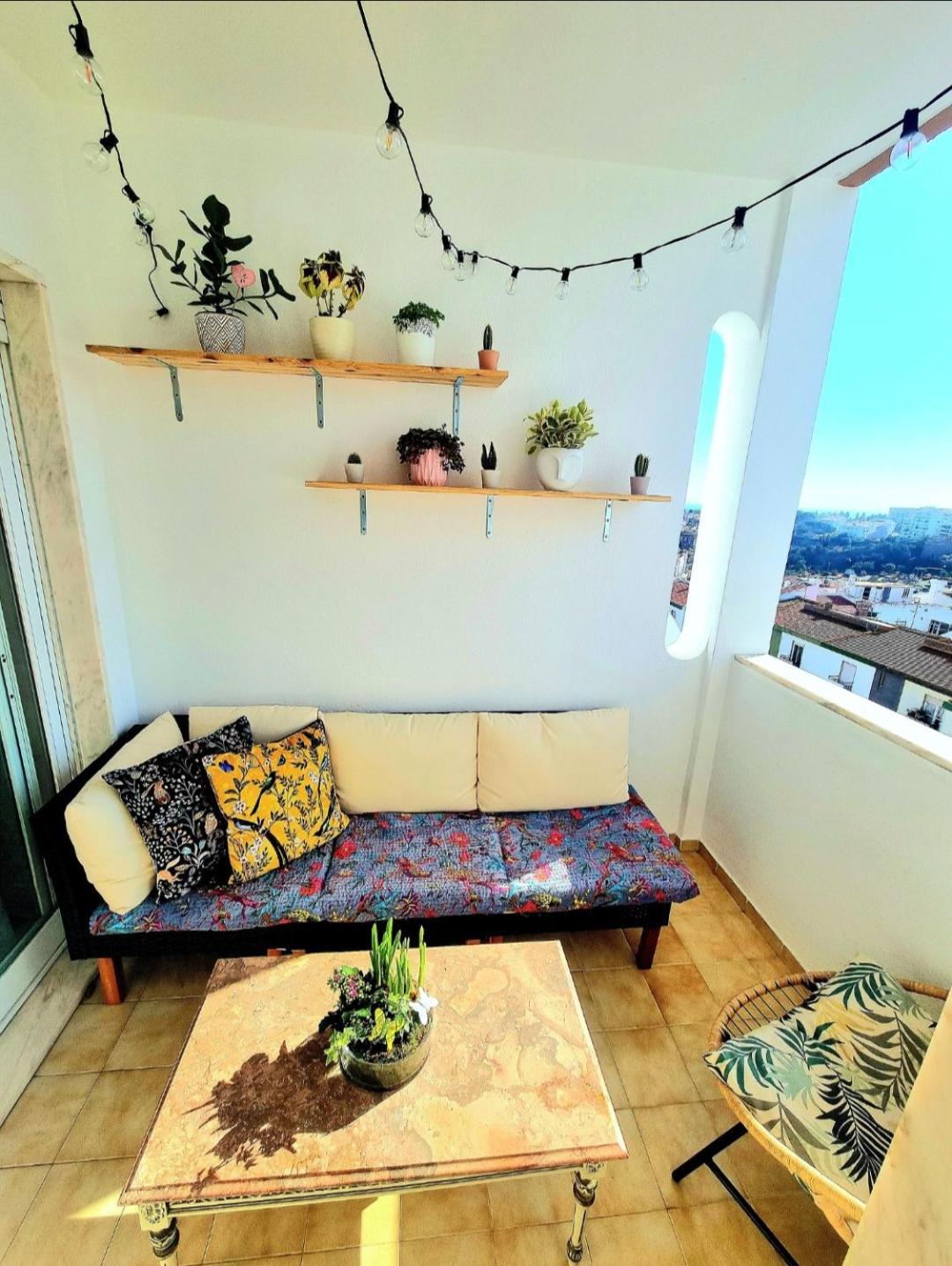Habitación en casa particular Stunning With Private Bathroom And Shared Balcony, Mainly With 3 Adorable Cats! *